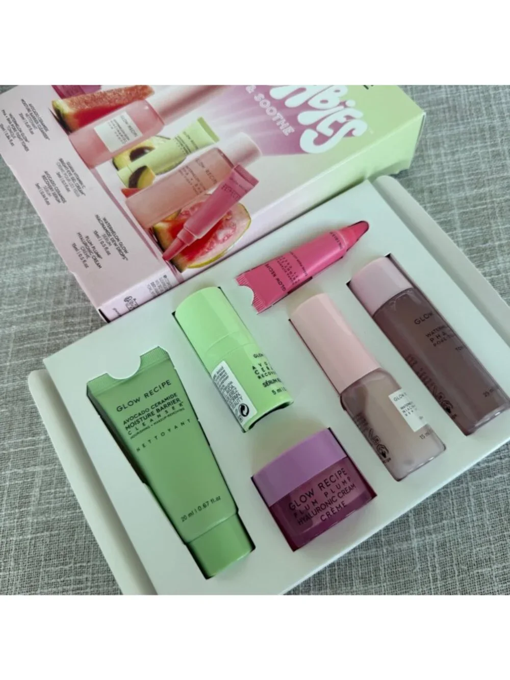 NEW GLOW RECIPE FRUIT BABIES GLOW & SOOTHE SKINCARE 6-PIECE GIFT SET